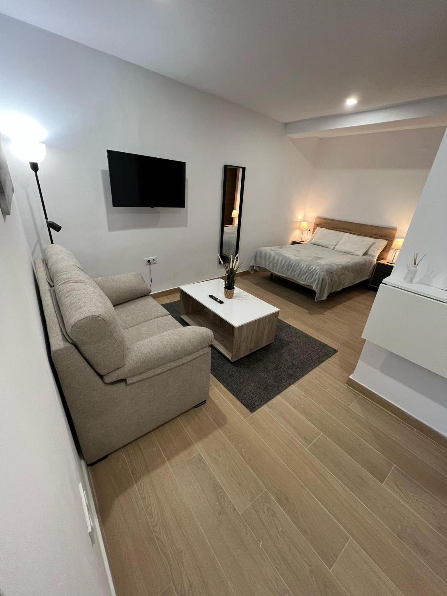 G&H Apartments - Apartamento Porvenir Jerez de la Frontera Exteriör bild